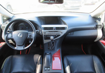 Подержанный автомобиль Lexus RX 2010 года (22 фото)