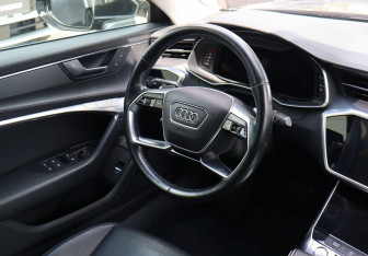 Подержанный автомобиль Audi A6 Sedan 2019 года (20 фото)