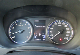 Подержанный автомобиль Mitsubishi Outlander 2016 года (21 фото)