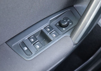 Подержанный автомобиль Volkswagen Tiguan 2019 года (10 фото)