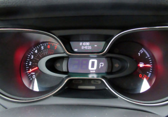 Подержанный автомобиль Renault Kaptur 2018 года (15 фото)