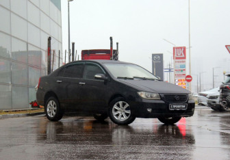 Подержанный автомобиль Lifan Solano 2012 года (3 фото)