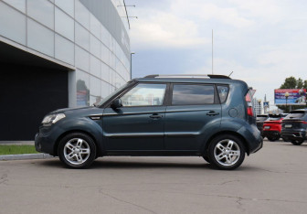 Подержанный автомобиль Kia Soul 2011 года (8 фото)