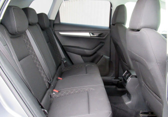 Подержанный автомобиль Skoda Karoq 2021 года (11 фото)