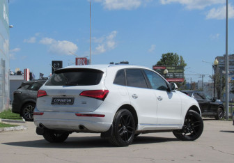 Подержанный автомобиль Audi Q5 2015 года (5 фото)