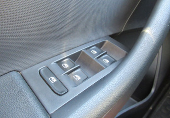 Подержанный автомобиль Skoda Rapid Liftback 2018 года (16 фото)