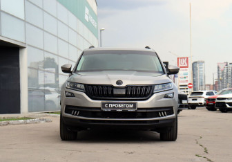 Подержанный автомобиль Skoda Kodiaq 2019 года (2 фото)