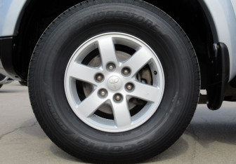 Подержанный автомобиль Mitsubishi Pajero Sport 2011 года (9 фото)