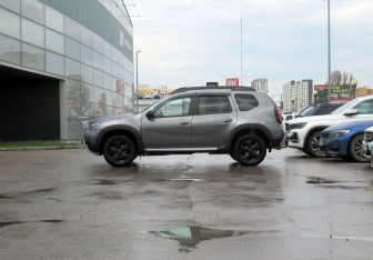 Подержанный автомобиль Renault Duster 2020 года (8 фото)