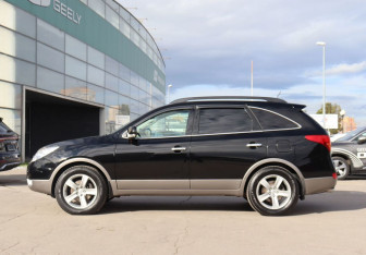 Подержанный автомобиль Hyundai ix55 2013 года (8 фото)