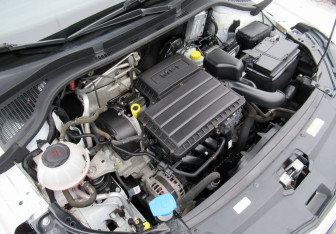 Подержанный автомобиль Skoda Rapid Liftback 2020 года (10 фото)