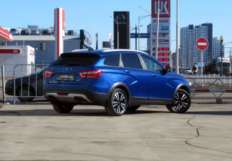 Подержанный автомобиль LADA (ВАЗ) Vesta Wagon 2021 года (5 фото)