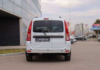 Подержанный автомобиль LADA (ВАЗ) Largus Wagon 2017 года (6 фото)