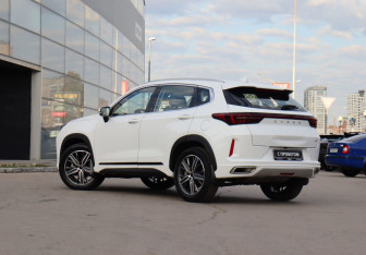 Подержанный автомобиль Exeed LX 2022 года (7 фото)