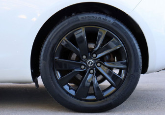 Подержанный автомобиль Opel Astra Hatchback 2013 года (9 фото)
