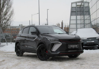 Подержанный автомобиль Geely Coolray 2023 года (3 фото)