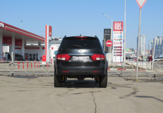 Подержанный автомобиль SsangYong Kyron 2012 года (5 фото)