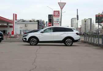 Подержанный автомобиль LADA (ВАЗ) Vesta Wagon 2024 года (8 фото)