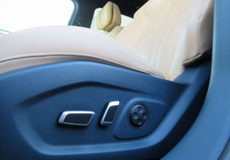 Подержанный автомобиль Voyah Free 2022 года (15 фото)