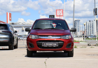 Подержанный автомобиль LADA (ВАЗ) Kalina Hatchback 2017 года (2 фото)