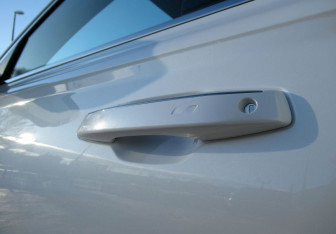 Подержанный автомобиль Geely Monjaro 2025 года (10 фото)