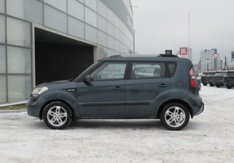 Подержанный автомобиль Kia Soul 2011 года (8 фото)