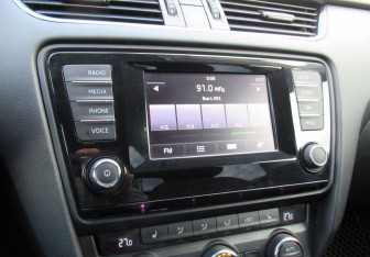 Подержанный автомобиль Skoda Octavia Liftback 2013 года (13 фото)