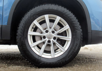 Подержанный автомобиль Volkswagen Tiguan 2013 года (9 фото)