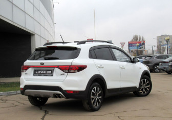 Подержанный автомобиль Kia Rio Hatchback 2018 года (5 фото)