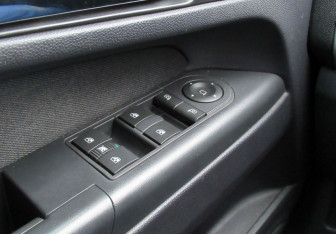 Подержанный автомобиль Opel Zafira Compactvan 2011 года (11 фото)