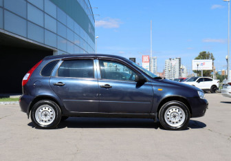 Подержанный автомобиль LADA (ВАЗ) Kalina Hatchback 2012 года (4 фото)