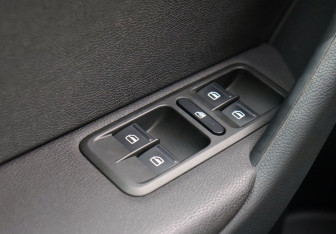 Подержанный автомобиль Skoda Yeti 2014 года (14 фото)