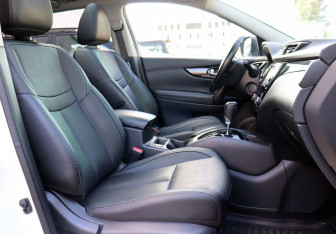 Подержанный автомобиль Nissan Qashqai 2016 года (11 фото)