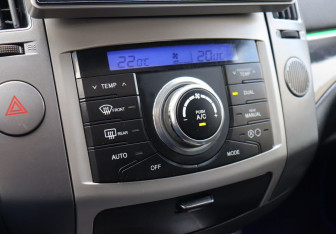 Подержанный автомобиль Hyundai ix55 2013 года (18 фото)
