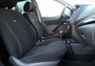 Подержанный автомобиль LADA (ВАЗ) Kalina Hatchback 2013 года (10 фото)