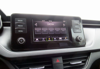 Подержанный автомобиль Skoda Rapid Liftback 2020 года (14 фото)