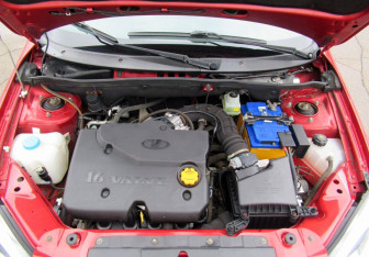 Подержанный автомобиль LADA (ВАЗ) Granta Liftback 2017 года (10 фото)