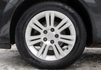 Подержанный автомобиль Opel Zafira Compactvan 2011 года (9 фото)