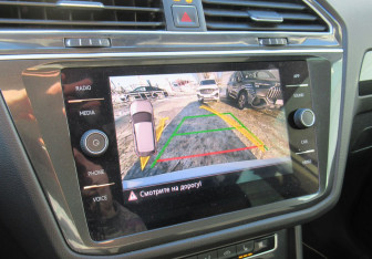 Подержанный автомобиль Volkswagen Tiguan 2018 года (14 фото)