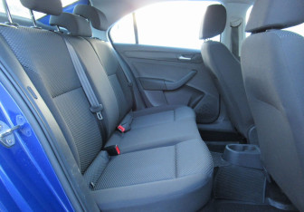 Подержанный автомобиль Volkswagen Polo Hatchback 2021 года (10 фото)