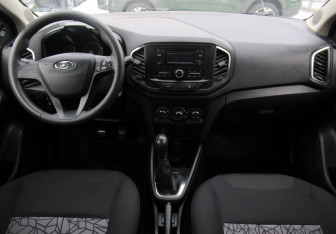 Подержанный автомобиль LADA (ВАЗ) XRAY 2016 года (13 фото)