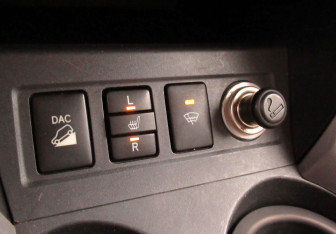 Подержанный автомобиль Toyota RAV4 2008 года (17 фото)