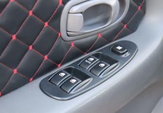 Подержанный автомобиль Kia Spectra Sedan 2008 года (18 фото)