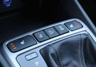 Подержанный автомобиль Hyundai Creta 2019 года (14 фото)