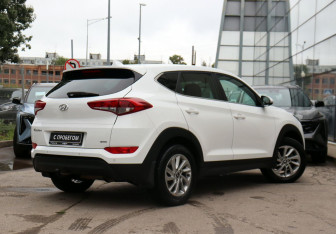 Подержанный автомобиль Hyundai Tucson 2017 года (5 фото)