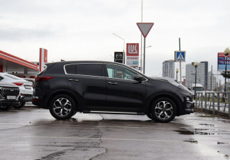 Подержанный автомобиль Kia Sportage 2020 года (4 фото)