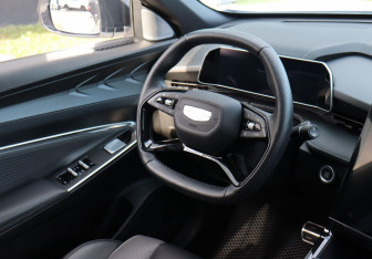 Подержанный автомобиль Geely Cityray 2024 года (18 фото)