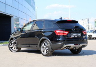 Подержанный автомобиль LADA (ВАЗ) Vesta Wagon 2019 года (7 фото)