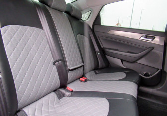 Подержанный автомобиль Hyundai Sonata 2017 года (12 фото)