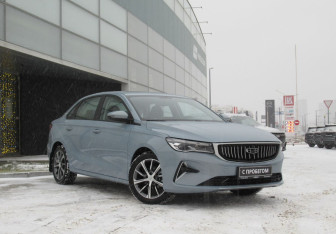 Подержанный автомобиль Geely Emgrand 2024 года (3 фото)